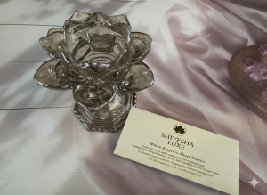 Luxe Smokey Lotus Crystal Candle Holders – 1 Piece